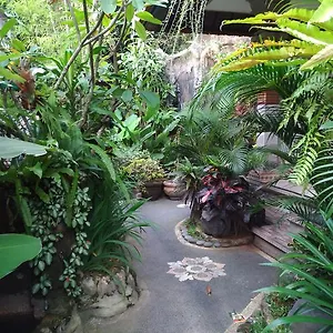 Praety , Ubud (Bali) Indonesia